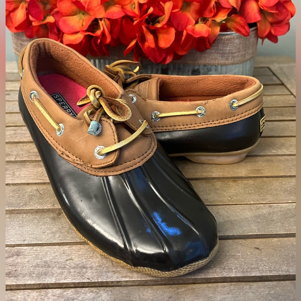 Sperry Topsider Saltwater Low Rise Duck Booties size 8